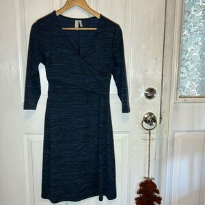 Sahalie 3/4 Sleeve Dress with Wrap Style Top size Small